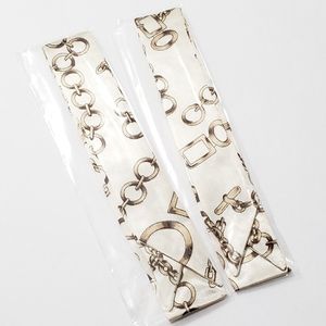 ⤵️⤵️2pc Cove Interlock Design Satin Scarves